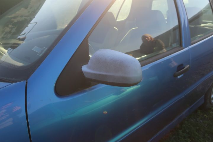 719739-28 Volkswagen Polo 5-door 1.4 Manual, 75hp, 2001 [renovation object]