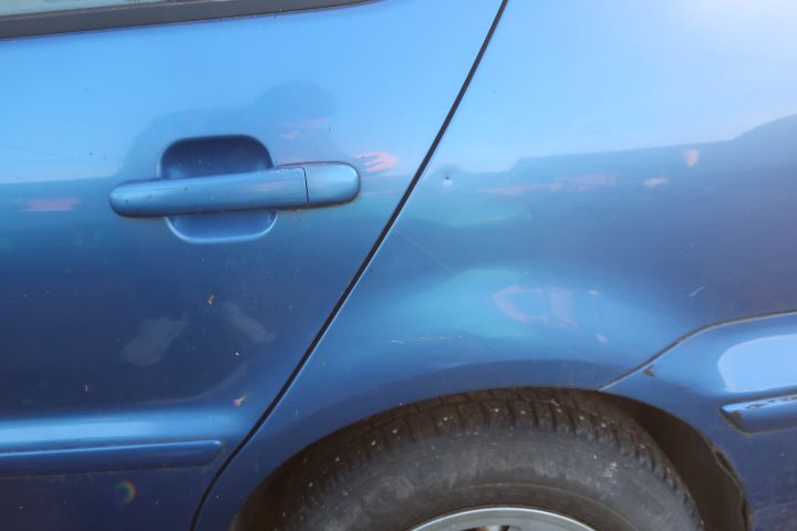 719739-42 Volkswagen Polo 5-door 1.4 Manual, 75hp, 2001 [renovation object]