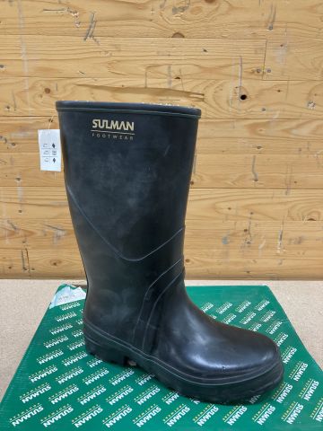 844050-2 Boots Sulman Yard p.41