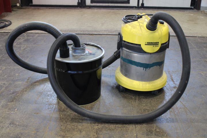 794526-1 Industrial vacuum cleaner with ash bucket, Kärcher A 2054