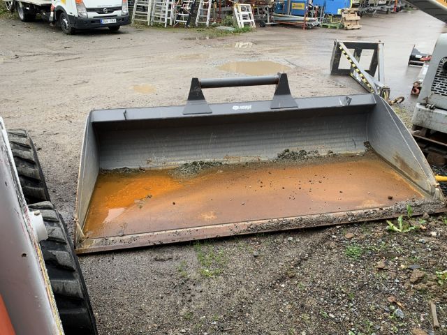 824336-1 Planerskopa Manitou MT 1840