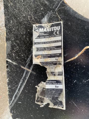 824337-2 Crane arm Manitou MT 1840