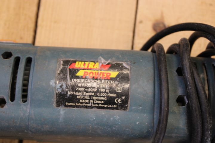 794578-11 Hammer drill - Makita, BHR202 and corner grinder - Dreieck Schleifer