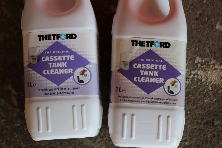 794610-2 Waste tank cleaner - THETFORD, 24 bottles