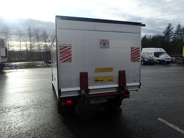 752014-4 Iveco Daily 35S12 Fridge / Freezer car