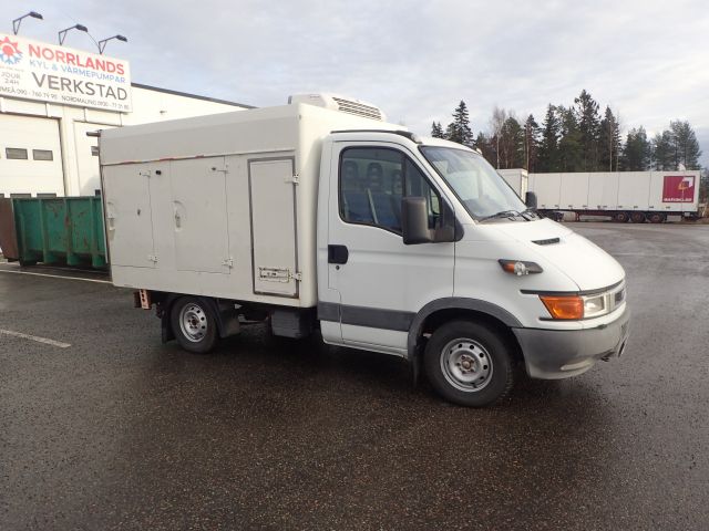 752014-7 Iveco Daily 35S12 Fridge / Freezer car