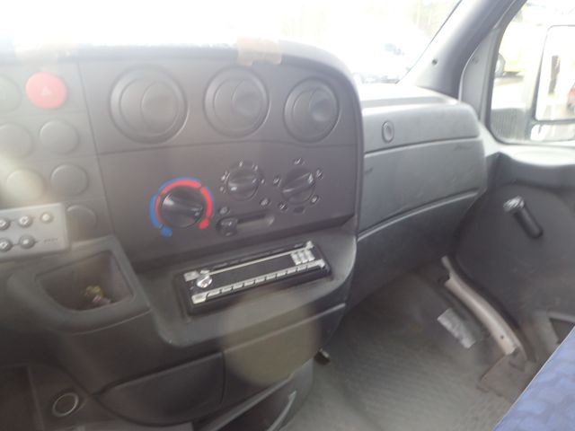 752014-14 Iveco Daily 35S12 Fridge / Freezer car