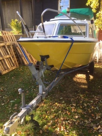 827639-2 Norum 502 Microplus + Trailer (30km / h)