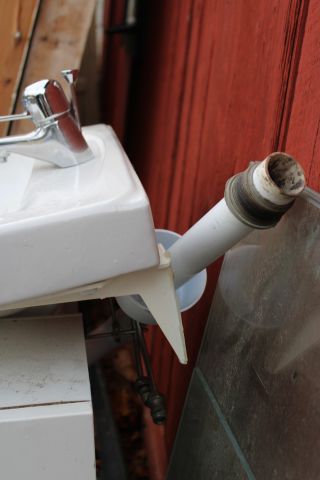 794561-9 Sink with Mora mixer and chest of drawers