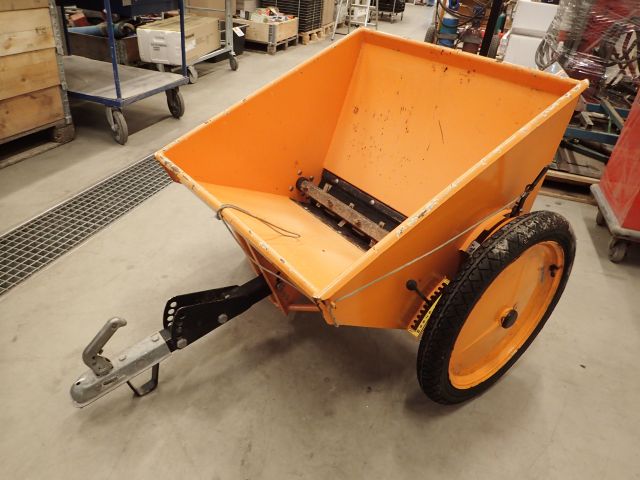 753448-13 Sand & salt spreader Epoke