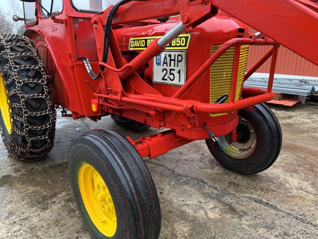 809600-13 Veteran tractor with front loader and snow thrower David Brown 880 -1964