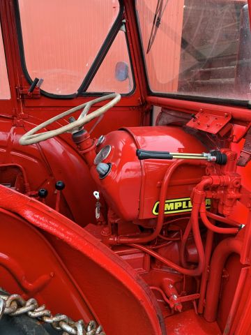 809600-16 Veteran tractor with front loader and snow thrower David Brown 880 -1964