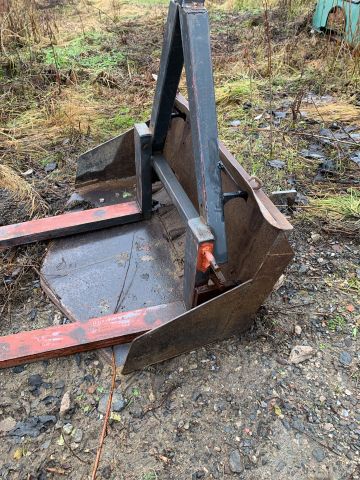 809600-21 Veteran tractor with front loader and snow thrower David Brown 880 -1964