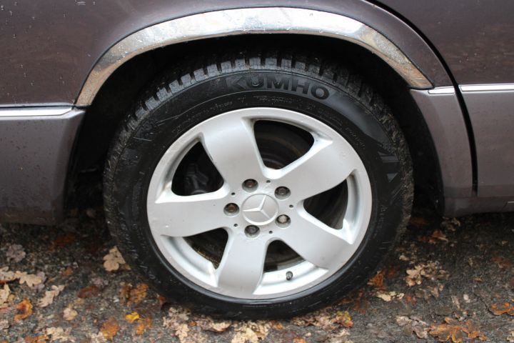 830118-8 Mercedes-Benz 200 TE, 1993, 134 hp