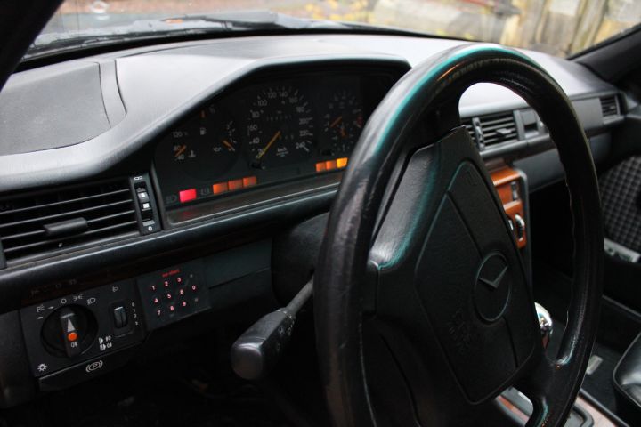 830118-13 Mercedes-Benz 200 TE, 1993, 134 hp
