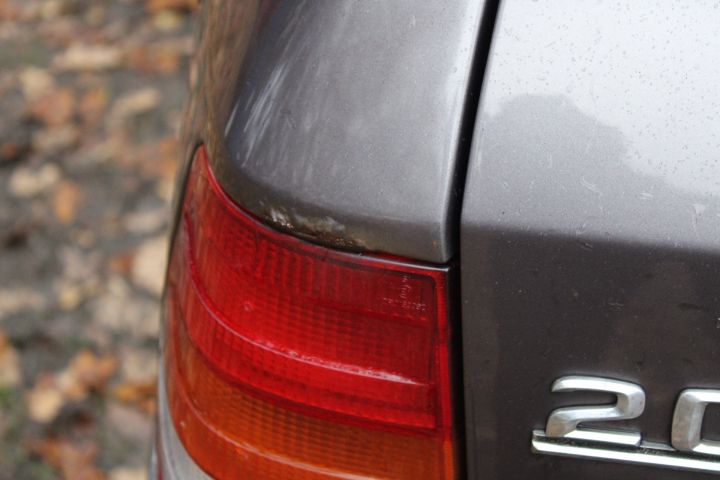 830118-36 Mercedes-Benz 200 TE, 1993, 134 hp