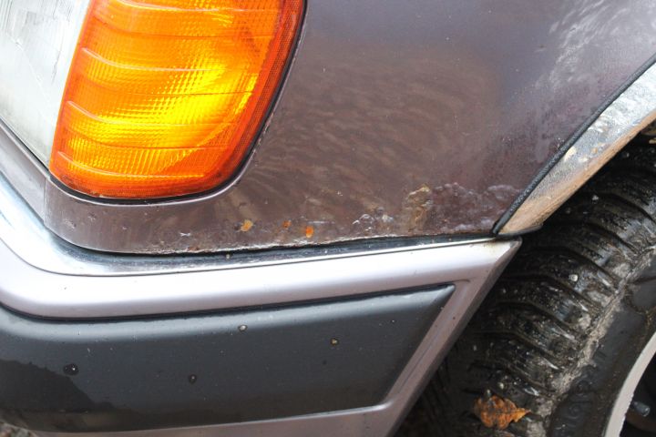 830118-44 Mercedes-Benz 200 TE, 1993, 134 hp