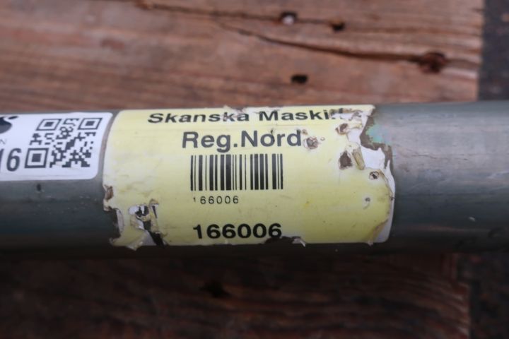 833016-6 4-leg stand