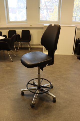 787794-2 Chair RH Activ 200 high seat height