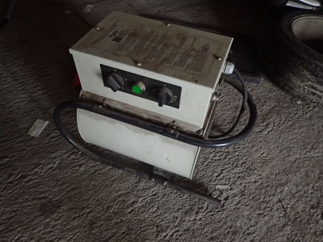 752032-1 Pyrox heating fan