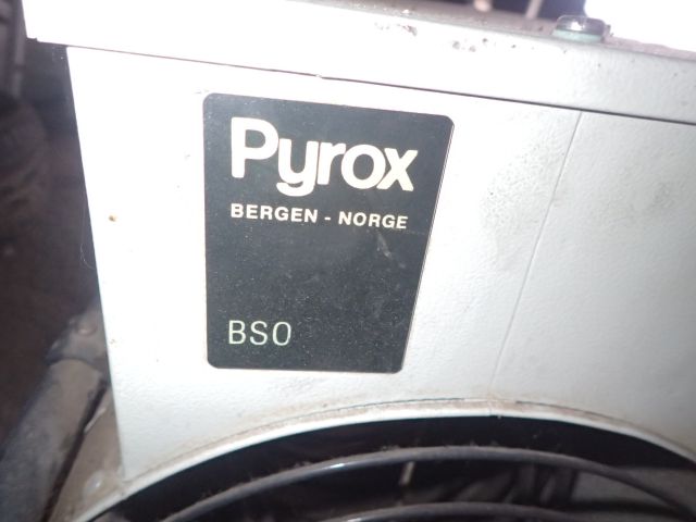 752032-4 Pyrox heating fan