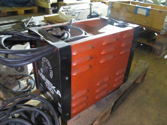 834994-5 Pin welding and ultrasonic polishing machine