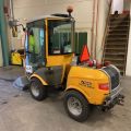 827945-7 UPDATED DRIVING HOURS! Utility carrier Stiga Titan 32H (-2010) with accessories
