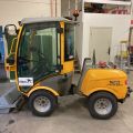 827945-8 UPDATED DRIVING HOURS! Utility carrier Stiga Titan 32H (-2010) with accessories