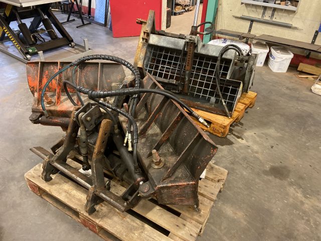 827946-45 Redskapsbärare Belos Transpro 4560 (-2010) med tillbehör