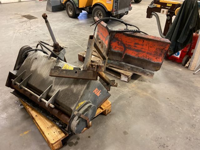 827946-50 Redskapsbärare Belos Transpro 4560 (-2010) med tillbehör