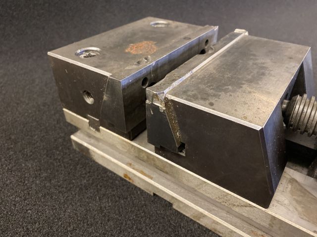 845700-6 Machine vice Bison 150mm