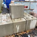 827952-4 Concrete blocks self-locking