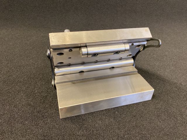 845711-5 Sinus shelf