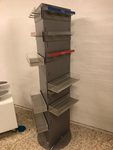 830832-7 Utförsäljning butiksinredning Multioutlet