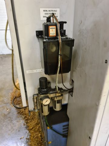 841476-12 Mazak CNC milling machine VTC 20B