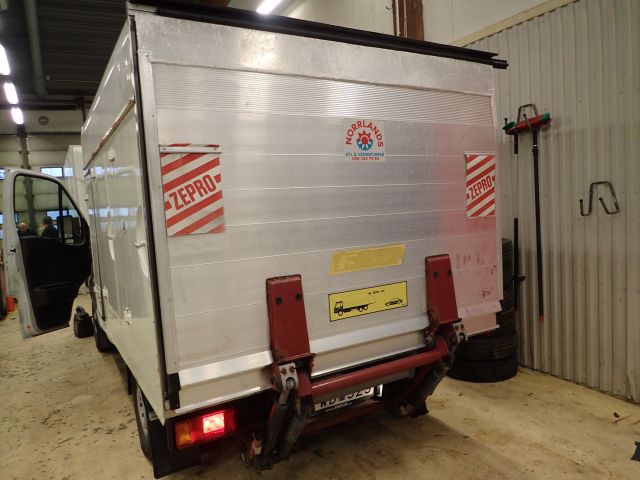 752014-53 Iveco Daily 35S12 Fridge / Freezer car