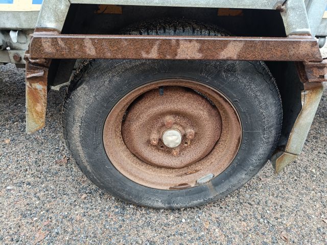 825796-10 FÅGELSTA-SLÄPET II D 100 -1993 Reg: PFH439