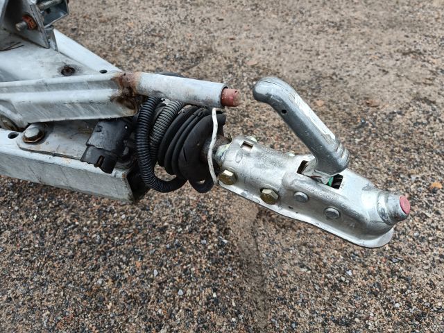 825796-15 FÅGELSTA-SLÄPET II D 100 -1993 Reg: PFH439