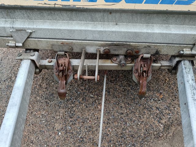 825796-19 FÅGELSTA-SLÄPET II D 100 -1993 Reg: PFH439