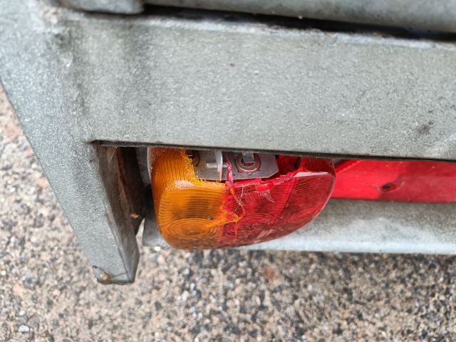 825796-30 FÅGELSTA-SLÄPET II D 100 -1993 Reg: PFH439