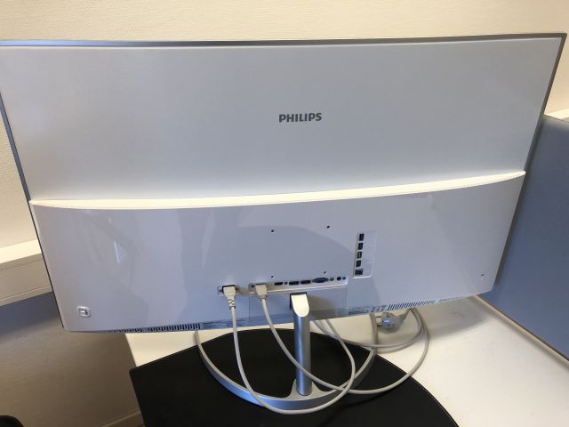 846367-2 Monitor 40 "Philips BDM4037U