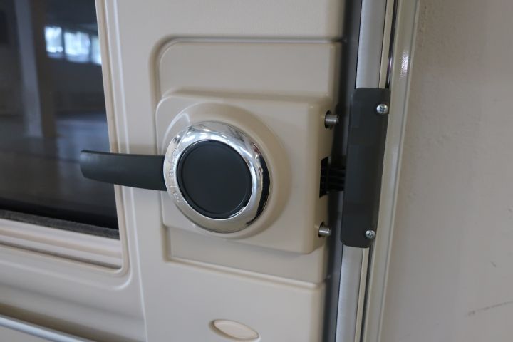 846545-10 Living room door for Adria caravan