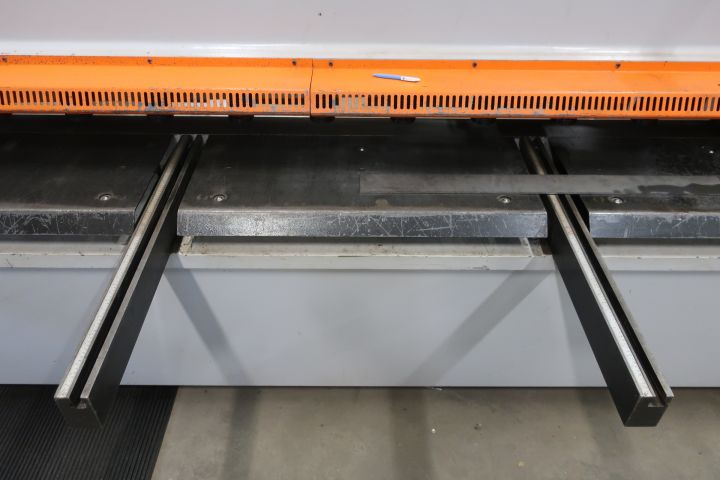 833180-10 Gradsax, ERMAK CNC HVR 3100x16 -2014