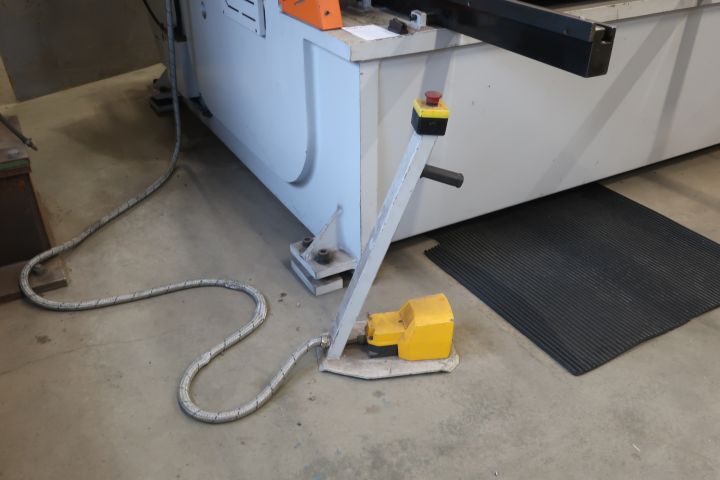 833180-26 Gradsax, ERMAK CNC HVR 3100x16 -2014