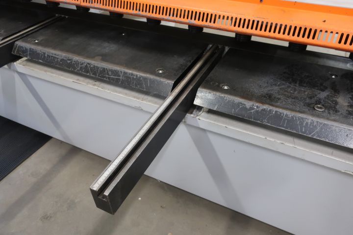 833180-30 Gradsax, ERMAK CNC HVR 3100x16 -2014