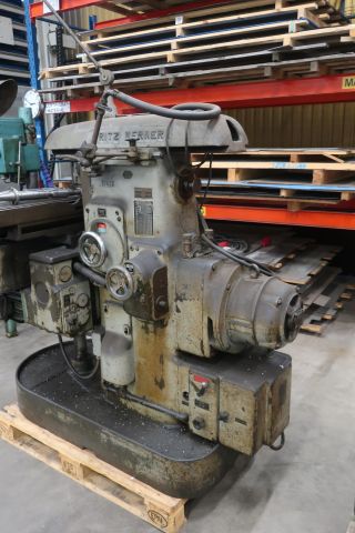 833219-8 Milling machine, Fritz Werner