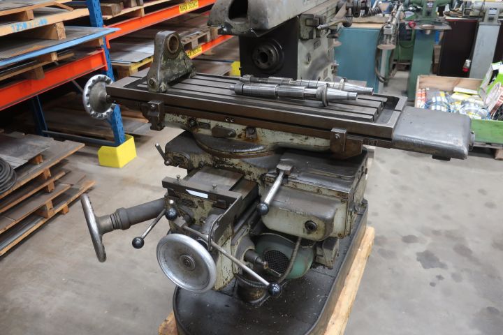 833219-9 Milling machine, Fritz Werner