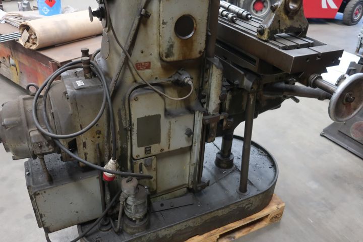 833219-18 Milling machine, Fritz Werner