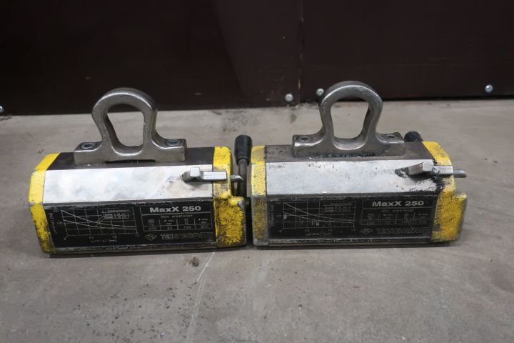 833221-4 2st lyftmagneter, Tecnomagnete maxX 250