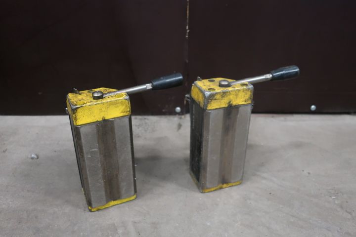 833221-6 2st lyftmagneter, Tecnomagnete maxX 250